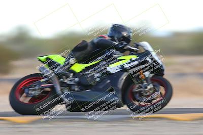 media/Sep-24-2022-CVMA (Sat) [[a45f954247]]/Race 14 Amateur Supersport Open/